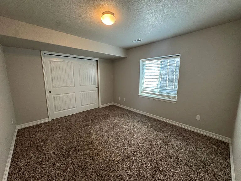 6131 Anders Ridge Ln — Photo 33