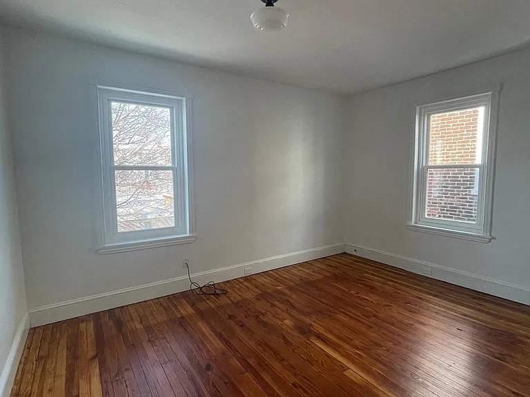 338 Rector St — Photo 12