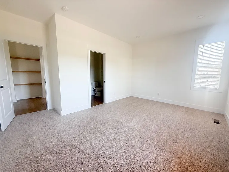 1333 Belfair St — Photo 18