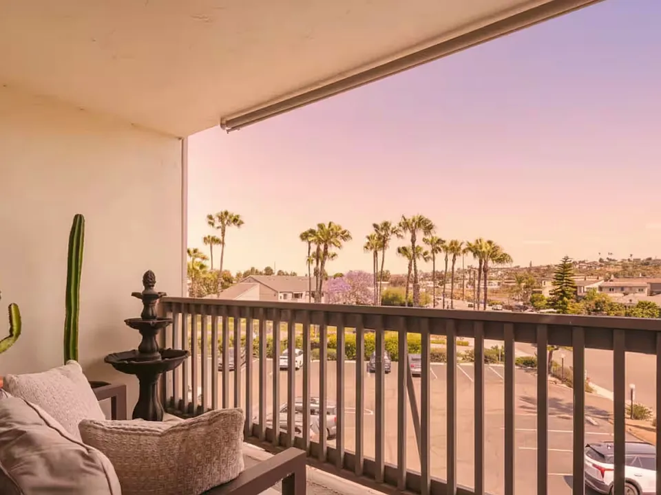 4444 W Point Loma Blvd #32
