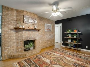 605 Schieme St, River Oaks, TX 76114