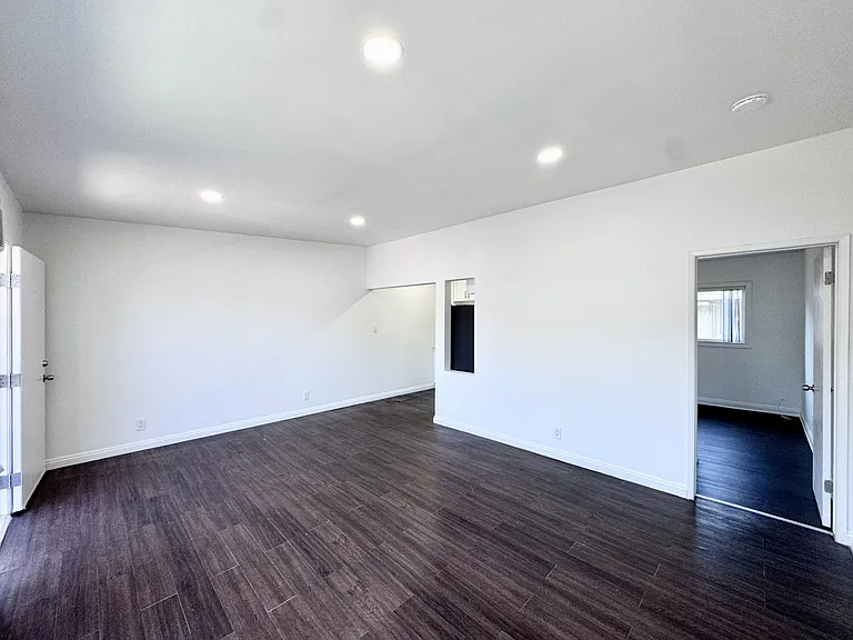 7632 Newlin Ave #7 — Photo 5