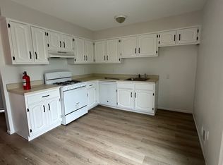 305 Orchard Meadows Dr, Union, NJ 07083
