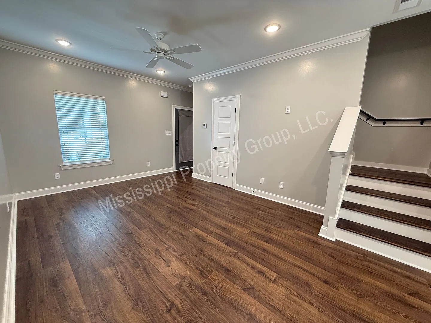 3bd/3.5ba For Rent — Photo 4