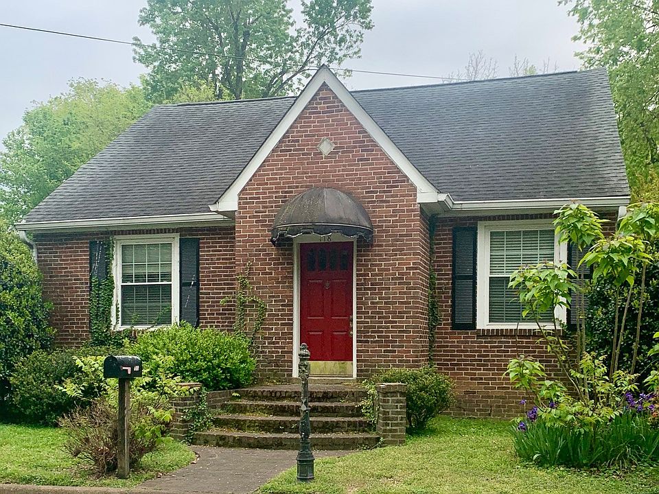1st image of 118 McClure St N