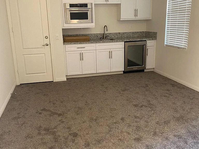 30298 Sunny Vista St — Photo 3