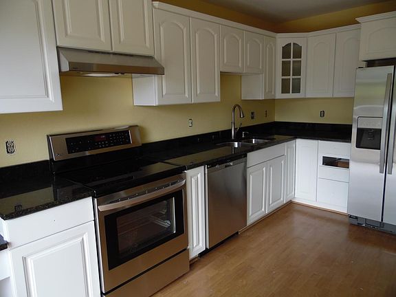 2nd image of 2616 S Whitney Blvd