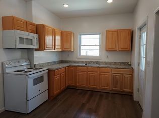 206 N 8th St, Easton, PA 18042