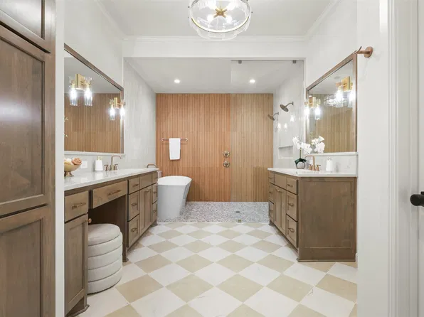 1656 Private Access 60200, Burleson, TX 76028