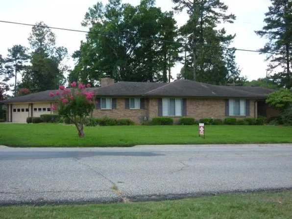 429 E Greene St, Magnolia, AR 71753