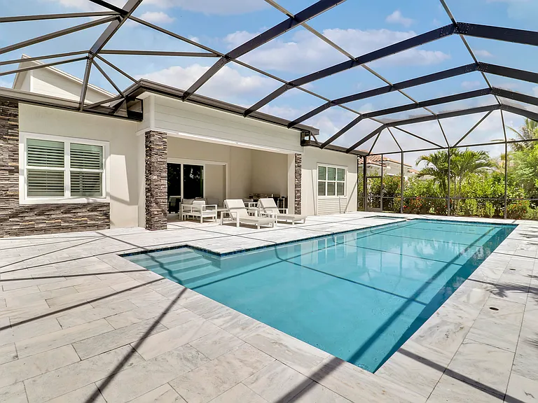 10909 Stellar Cir — Photo 33