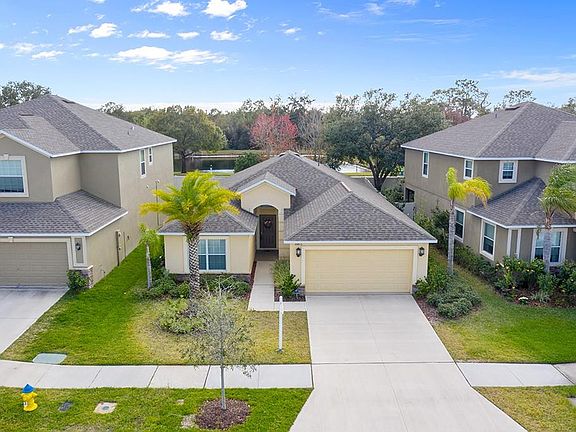 3rd image of 10813 River Hawk Ln