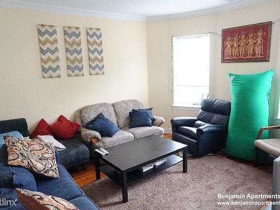 2nd image of 191 Boylston St #7