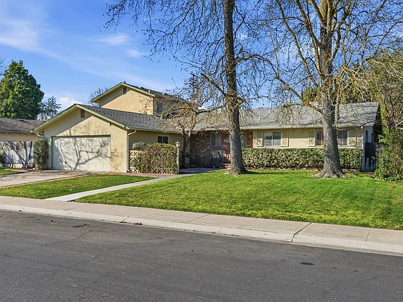 2nd image of 713 Rio Vista Dr