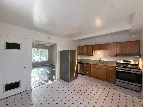 Casa de Luna Townhomes, 22189-22211 S Garden Ave #4, Hayward, CA 94541