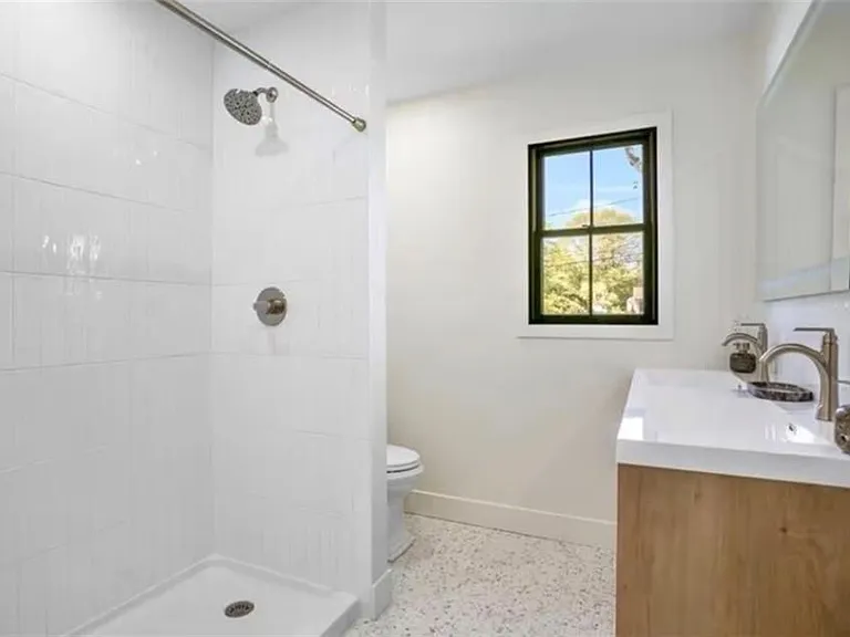 44 Quannacut Rd — Photo 9