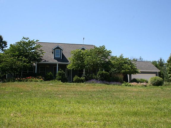 3rd image of 6542 Leos Ln