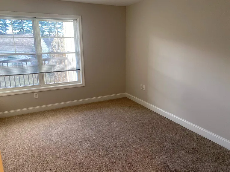 3 Furnival Rd #213 — Photo 7