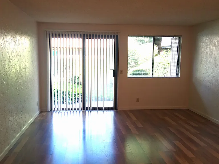 Rivertowne Apartments — Photo 7