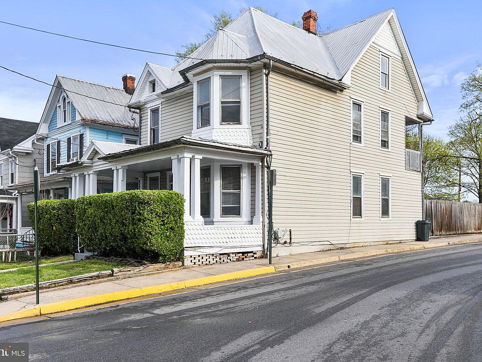 700 W King St, Martinsburg, WV 25401 Zillow