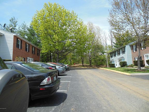 3rd image of 134 Clover Valley Cir