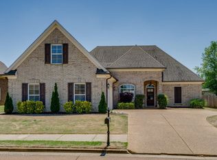 2901 Chattering Ln, Southaven, MS 38672