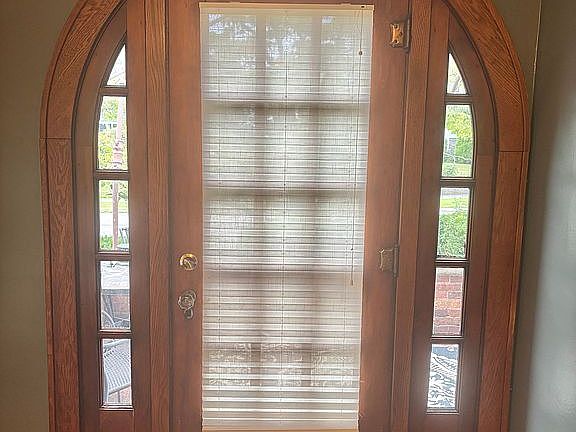 4th image of 1216 Glenwood Dr