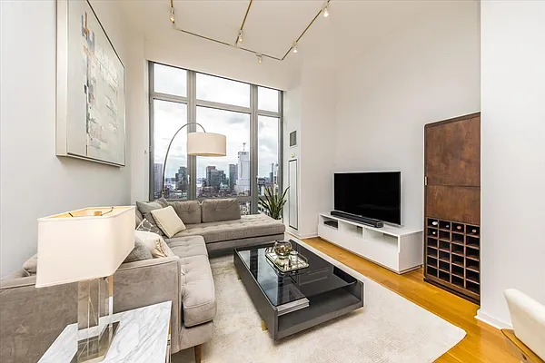 Sold by NestApple, Inc. | media 5