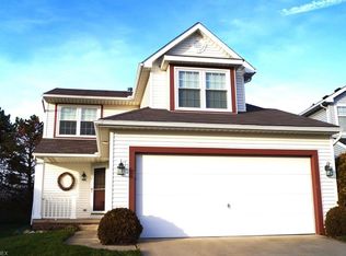 2144 Stonehenge Cir, Akron, OH 44319