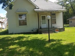 605 S Fawn St, Caney, KS 67333