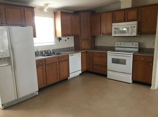 652 Sandridge Rd, Hubert, NC 28539