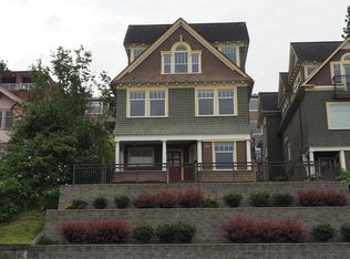 1002 N Garden St #101, Bellingham, WA 98225