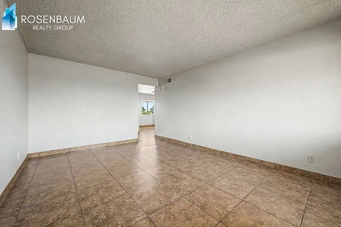 1746 E 6th Ave #1746 — Photo 7