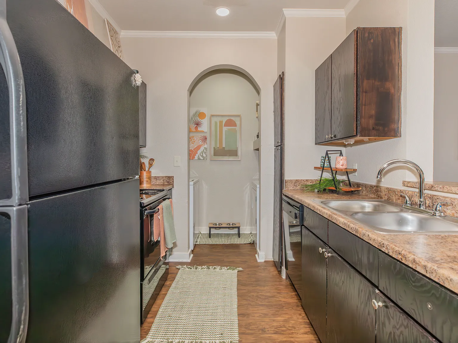 Lodge at Guadalupe Apartments LP — Photo 3