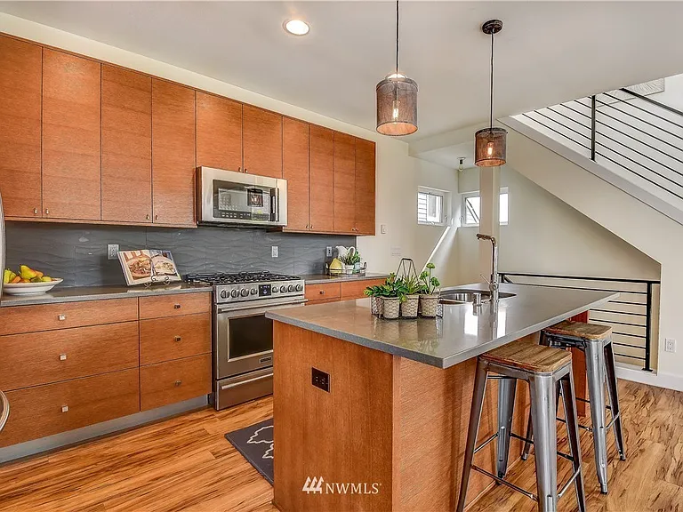 1756 NW 60th St — Photo 26