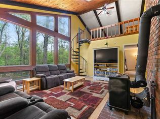 80 Oak St, Norton, MA 02766