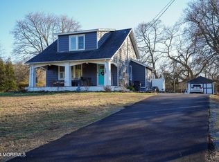 135 Adelphia Rd, Farmingdale, NJ 07727