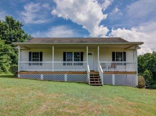 70 Moorman Rd, Hardy, VA 24101