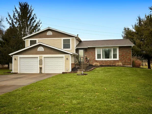 797 Crescent Dr, Heath, OH 43056