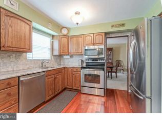 130 Braddock Ave, Hammonton, NJ 08037