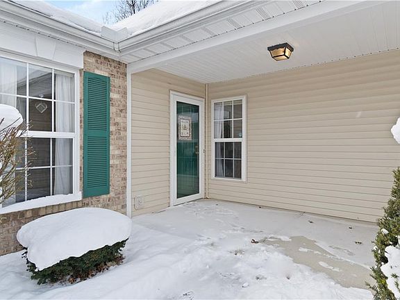 3rd image of 61 Maier Cir