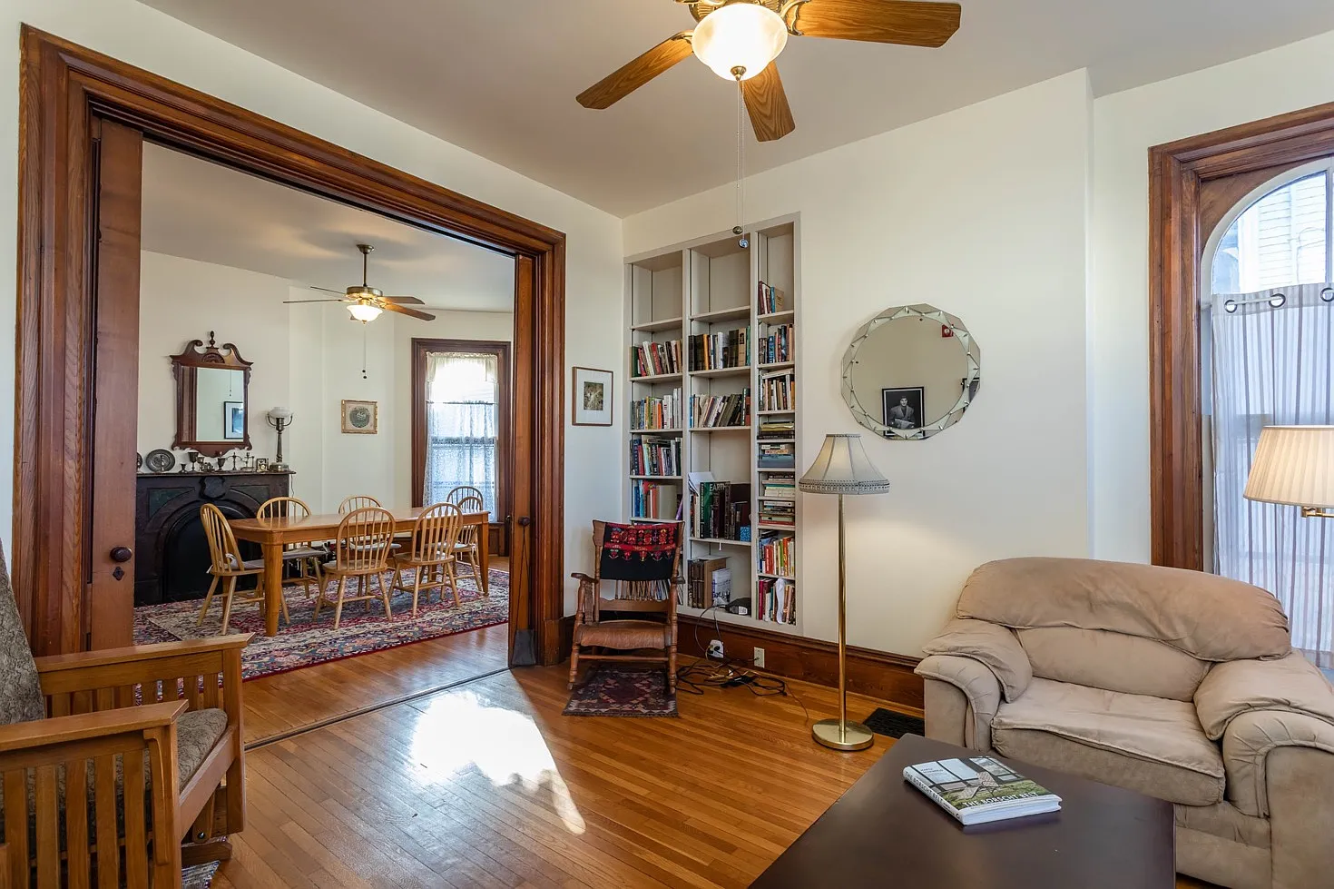 2 bed, 1300 sqft, $2,775 — Photo 2