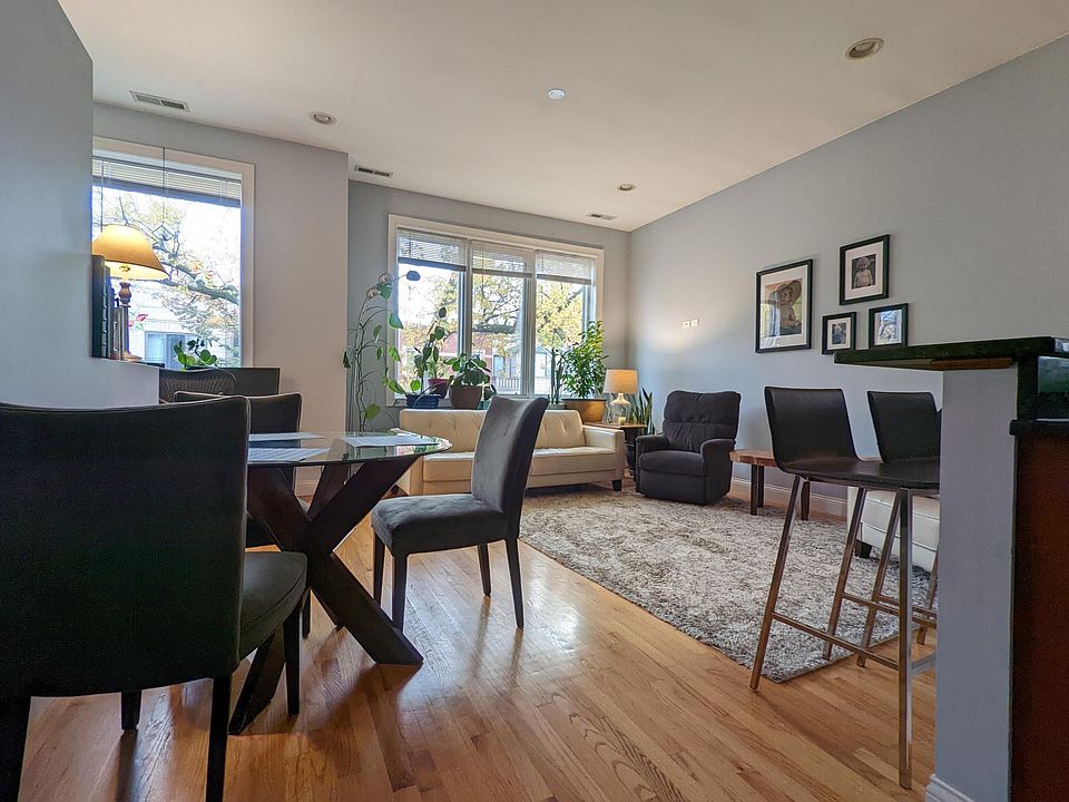 1st image of 2426 W Erie St #2