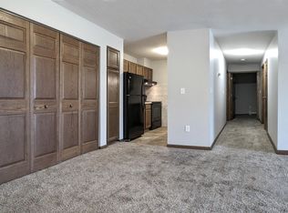 2312 Valleyhigh Dr NW #F103, Rochester, MN 55901