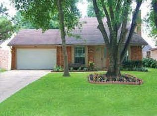 9510 Magnolia Ridge Dr, Houston, TX 77070