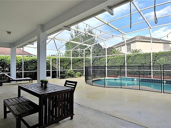 3rd image of 8342 Diamond Cove Cir