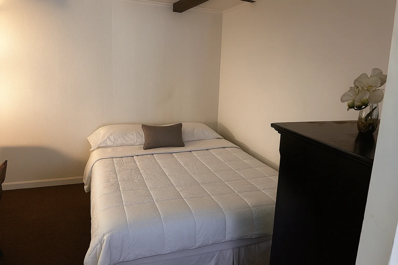 2 bed, 800 sqft, $1,500 — Photo 2