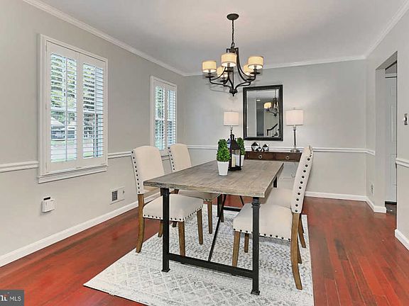 5th image of 8716 Queen Elizabeth Blvd