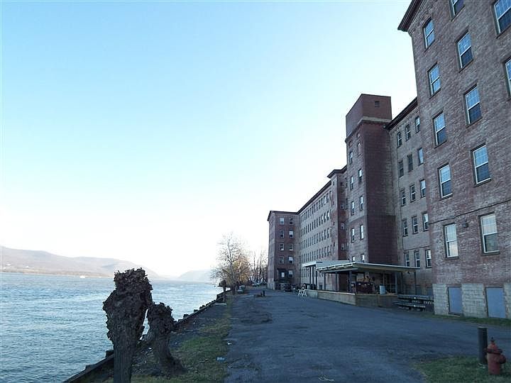 302 N Water St, Newburgh, NY 12550 Zillow