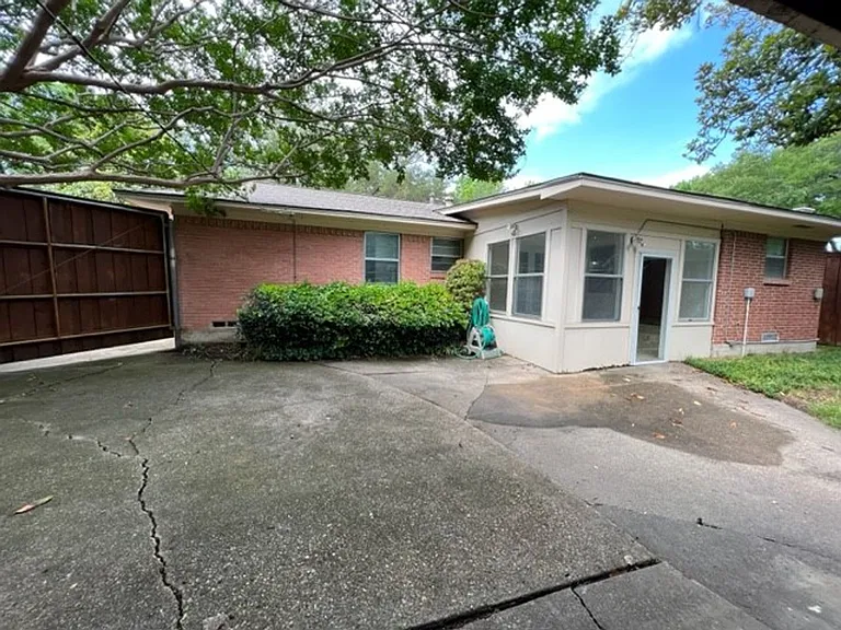 7215 Clemson Dr — Photo 27